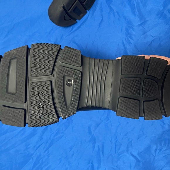 GUCCI Men Chelsea Boots ‼️- New (Only worn ONCE) - Picture 4 of 13